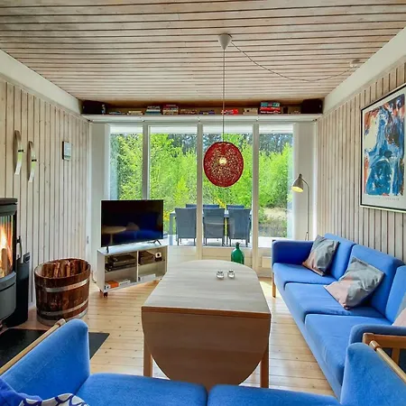 בית נופש Adelisa - 600m From The Sea By Interhome Laeso