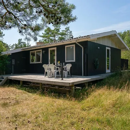 Adelisa - 600m From The Sea By Interhome *