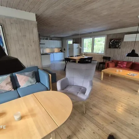 Ferienhaus Adelisa - 600m From The Sea By Interhome *
